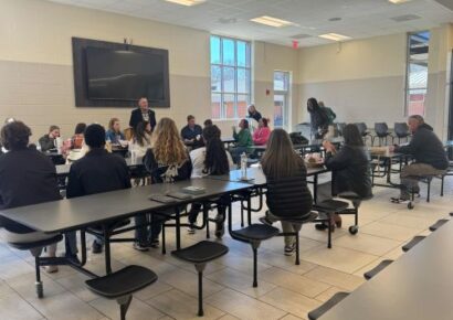 Parent Advisory Committee tours Elmore County Schools with Supt. Dennis