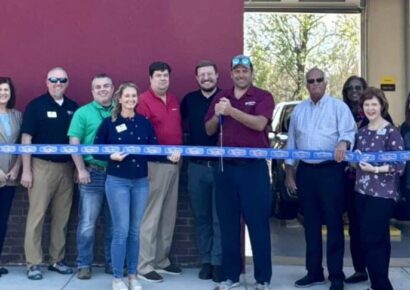 Jiffy Lube celebrates Grand Opening with the Millbrook Area Chamber of Commerce