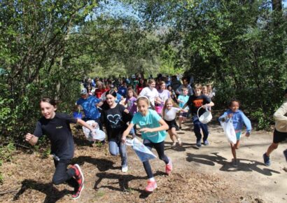 Photos: Egg Hunters race for golden eggs at Realty Connection’s 8th Annual Easter Eggstravaganza