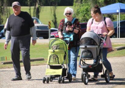 PHOTOS: PAHS’ Bark in the Park raises over $12,000 at Cooters Pond