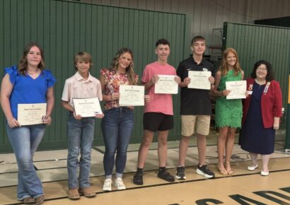 Edgewood Academy Students Honored by DAR