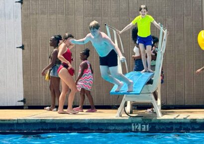 Hello Summer! Pratt Pool now Open for some Splashing fun