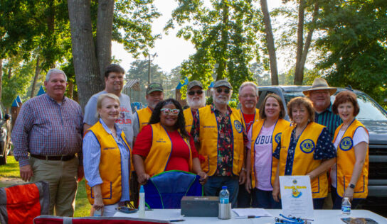 Rubber Duck Race, Tunes on the Green make for fun-filled Friday night