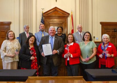 Elmore County Commission signs Constitution Week Proclamation