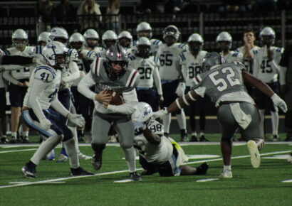Foshee throws for three touchdowns and rushes for one touchdown in regular season finale against Calera