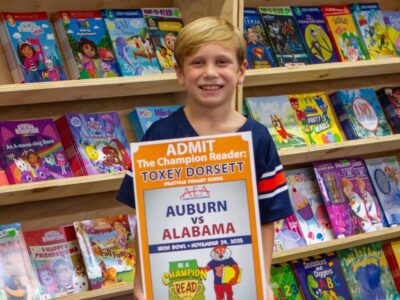 Prattville Primary student gets Iron Bowl tickets for winning AEAβs π΅π π΄ πΆβππππππ πππ π
πππ contestΒ