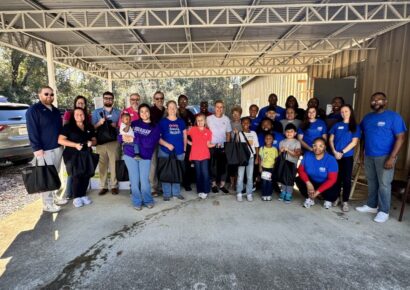 Local families receive warm Thanksgiving meal, overflowing to-go baskets from Elmore County Family Resource Center