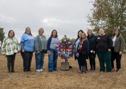 Local veterans, families honor fallen heroes at Wreaths Across America ceremony in Wetumpka