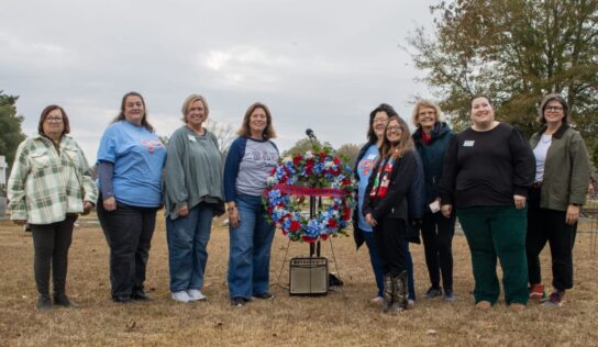 Local veterans, families honor fallen heroes at Wreaths Across America ceremony in Wetumpka