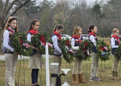 American Heritage Girls Troop AL0125 organizes Wreaths Across America B1G2 deal for Brookside Memorial