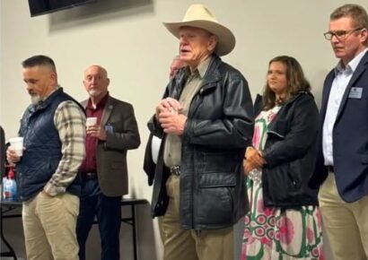 Welcome Food Pantry hosts Chamber networking event, announces honor for Col. Harris