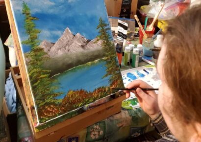 Young artist from Eclectic turning early love of drawing into award-winning work