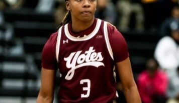Former Stanhope Elmore basketball player Ariel Gilchrist transfers to the University of Mobile