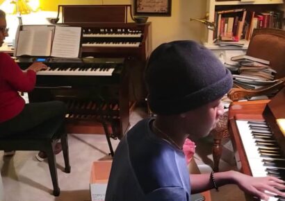 𝐒𝐄𝐇𝐒 𝐬𝐞𝐧𝐢𝐨𝐫 𝐬𝐭𝐫𝐢𝐤𝐞𝐬 𝐚 𝐜𝐡𝐨𝐫𝐝 𝐰𝐢𝐭𝐡 𝐭𝐚𝐥𝐞𝐧𝐭, 𝐝𝐞𝐭𝐞𝐫𝐦𝐢𝐧𝐚𝐭𝐢𝐨𝐧 𝐚𝐧𝐝 𝐜𝐨𝐦𝐦𝐮𝐧𝐢𝐭𝐲 𝐫𝐨𝐨𝐭𝐬