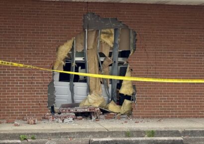 Single vehicle traffic collision results in fatality