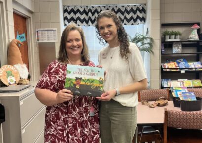 Autauga County Young Farmers donate agricultural literacy books to local schools, library