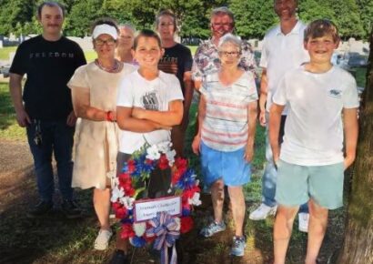 Patriotic ceremony honors Revolutionary War veteran buried in Pine Level