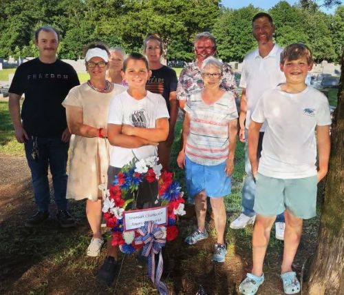 Patriotic ceremony honors Revolutionary War veteran buried in Pine Level